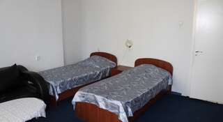 Гостиница Orion Hotel Астрахань Двухместный номер с 2 отдельными кроватями + дополнительной кроватью-16